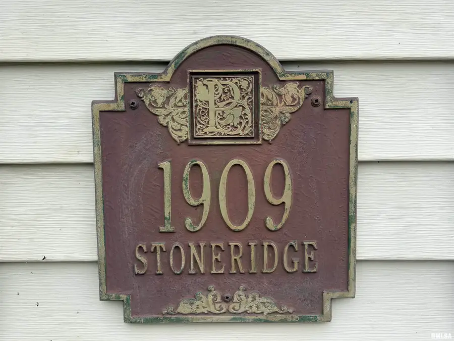 1909 Stoneridge, Washington, IL 61571 - #3
