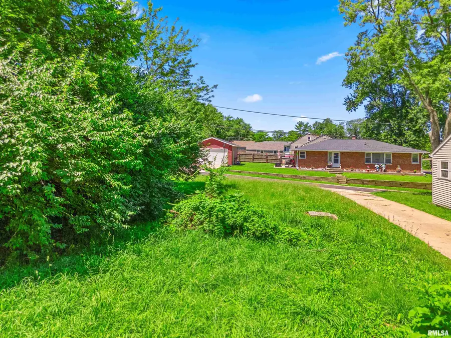 408 Oaklawn Place, Creve Coeur, IL 61610 - #3