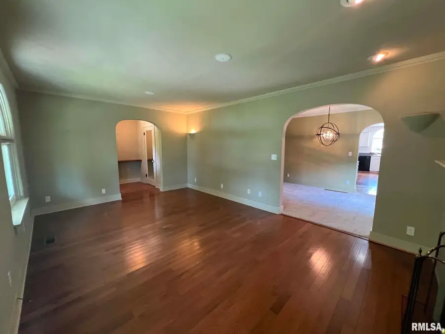 632 Lincoln Drive, Macomb, IL 61455 - #3