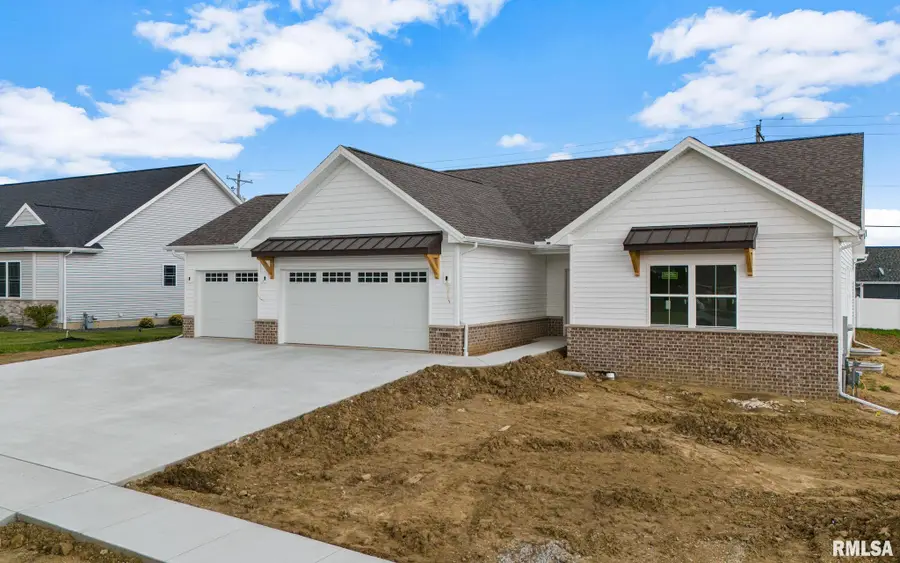 720 Wellington Drive, Washington, IL 61571 - #3