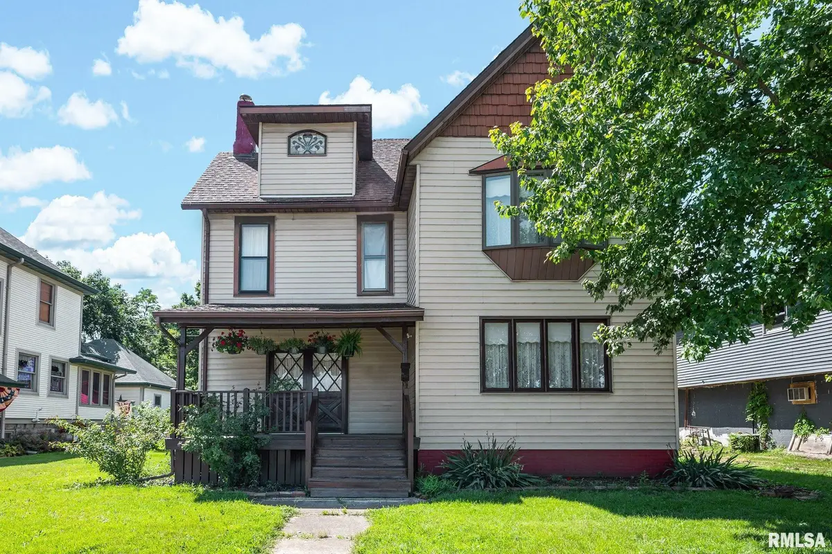 1219 N 4th Street, Chillicothe, IL 61523 - #1