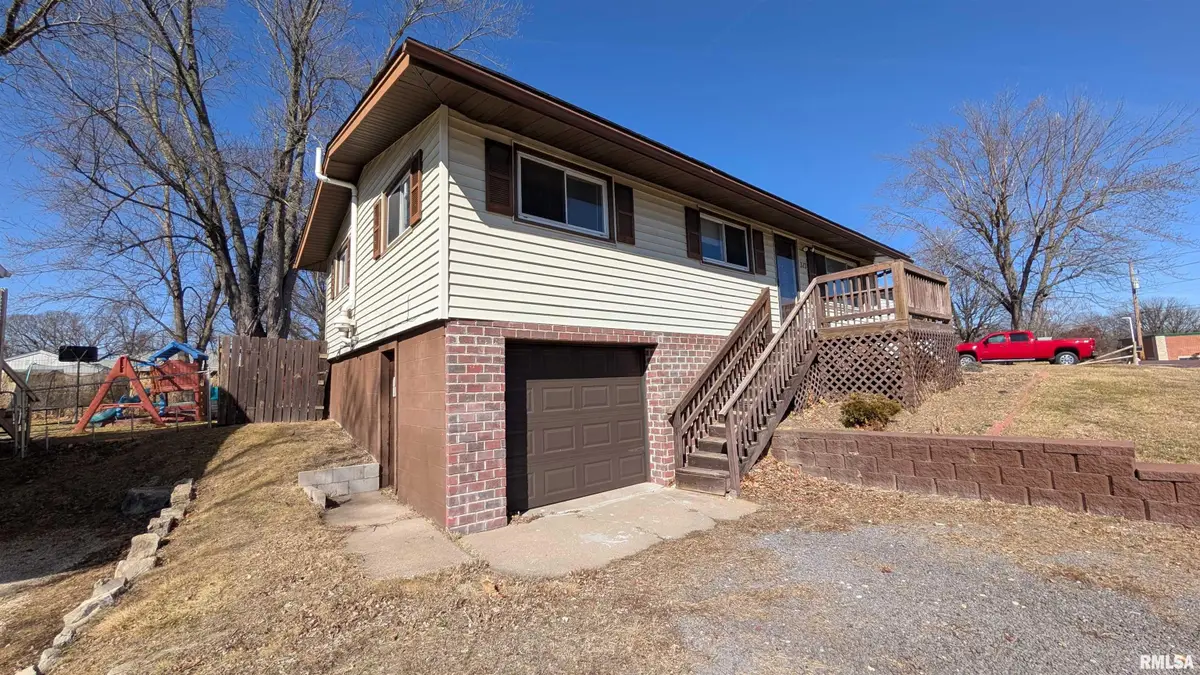 313 Hawthorne Circle, Creve Coeur, IL 61610 - #1