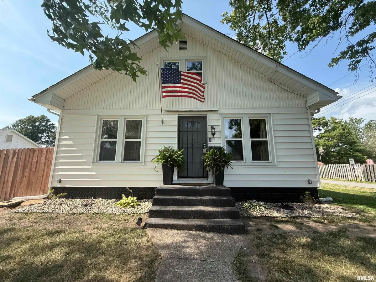 1606 W Copeland Street, Marion, IL 62959 - #1