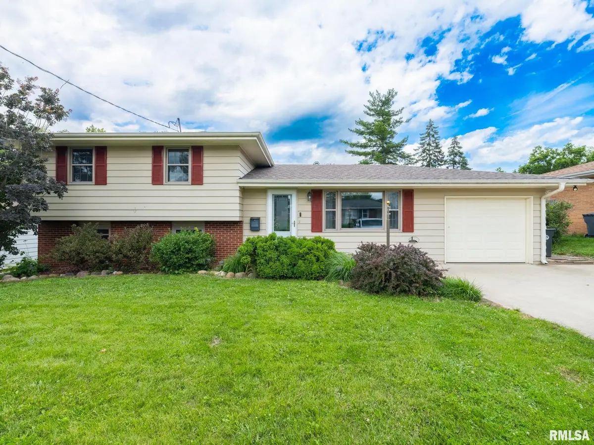 2217 Crestview Drive, Pekin, IL 61554 - #1