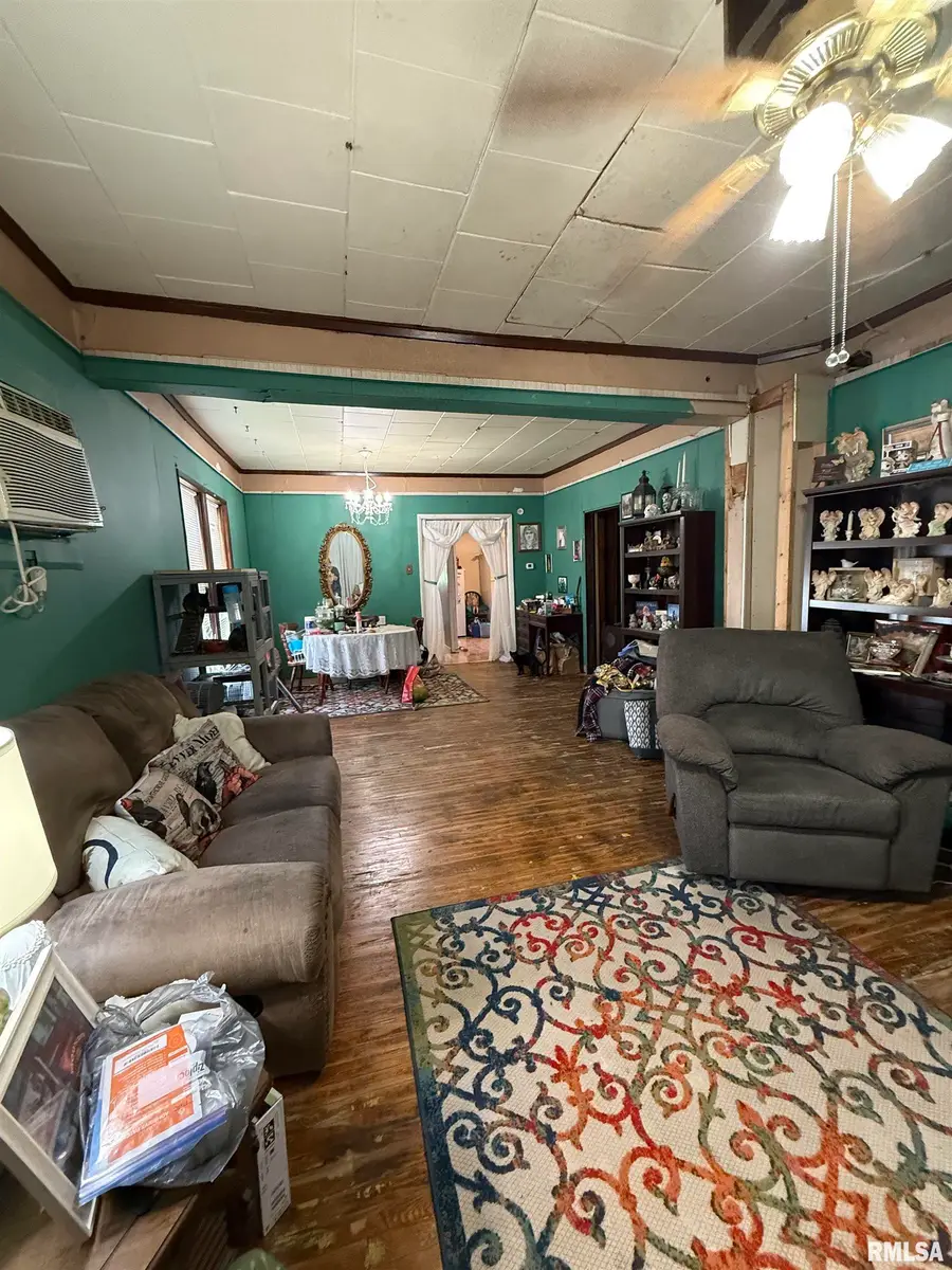 904 N 14th Street, Herrin, IL 62948 - #2