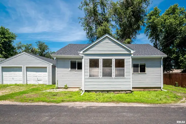 307 Midland Street, Pekin, IL 61554