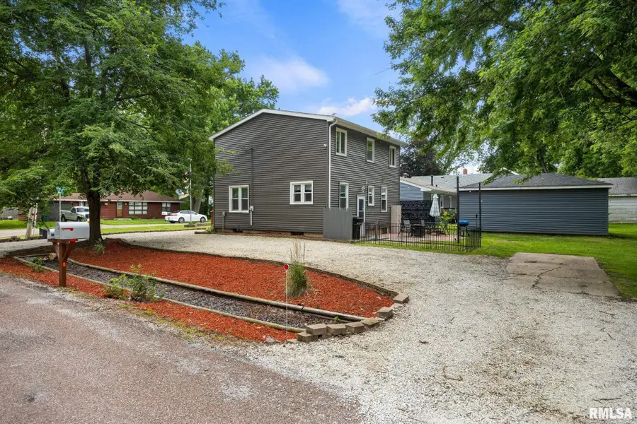 147 22nd Street, East Peoria, IL 61611 - #3