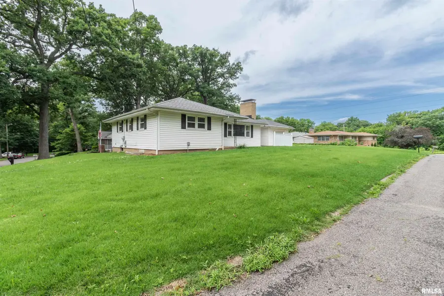 1821 E Shady Oak Drive, Peoria, IL 61614 - #2