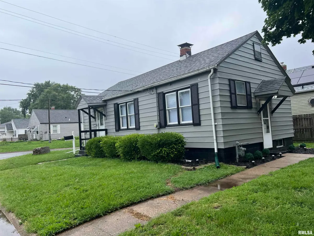 1515 Willow Street, Pekin, IL 61554 - #1