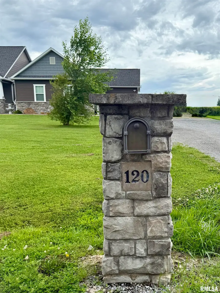 120 Quails Run Lane, Harrisburg, IL 62946 - #3