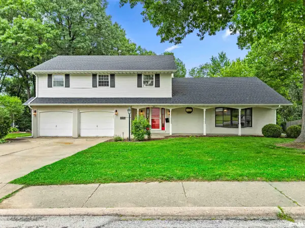 5311 N Woodview Avenue, Peoria, IL 61614