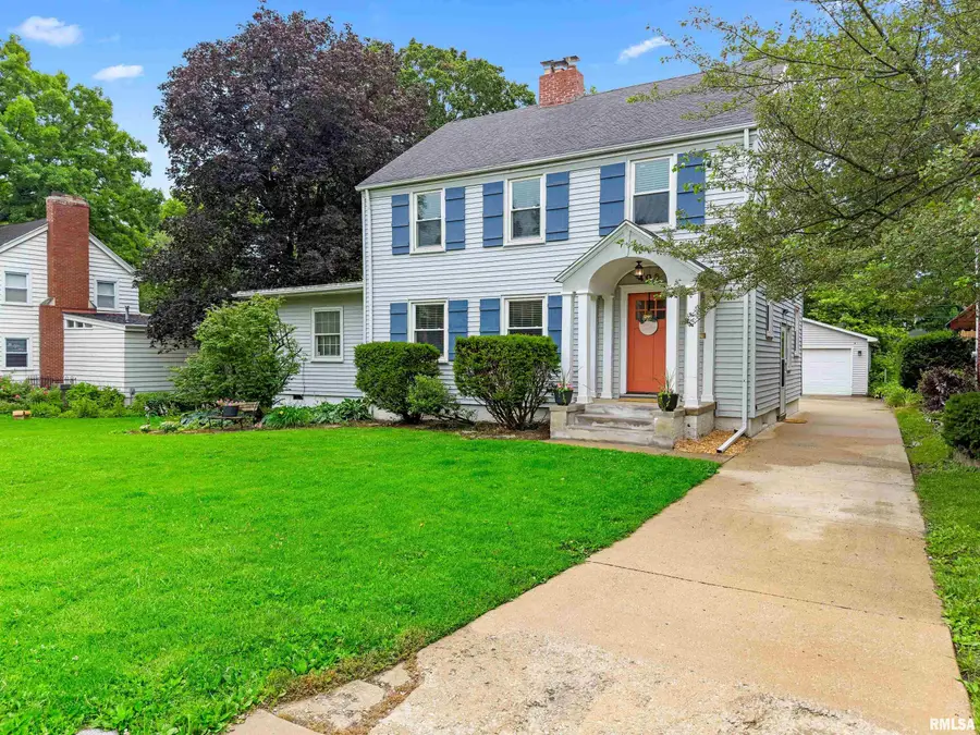 406 W Forrest Hill Avenue, Peoria, IL 61604 - #2
