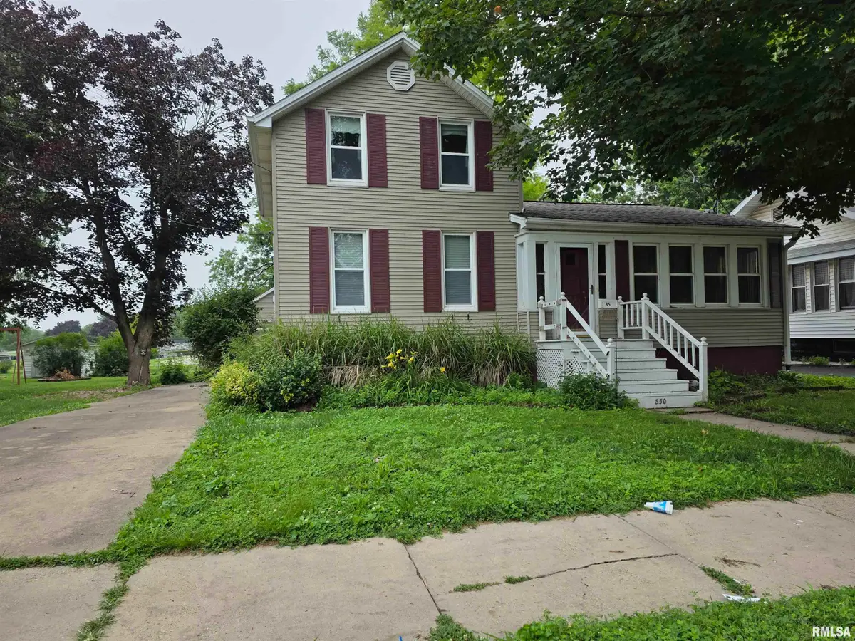 850 S Main Street, Canton, IL 61520 - #1