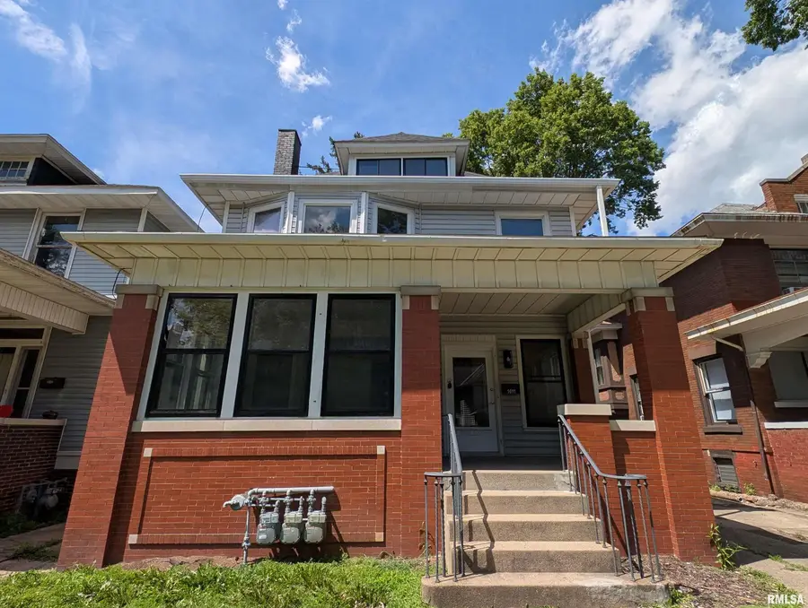 1611 W Barker Avenue, Peoria, IL 61606 - #2