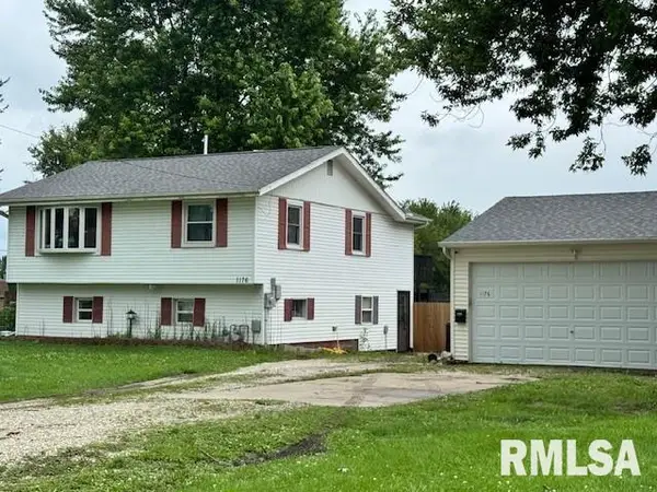 1176 E Elm Street, Canton, IL 61520
