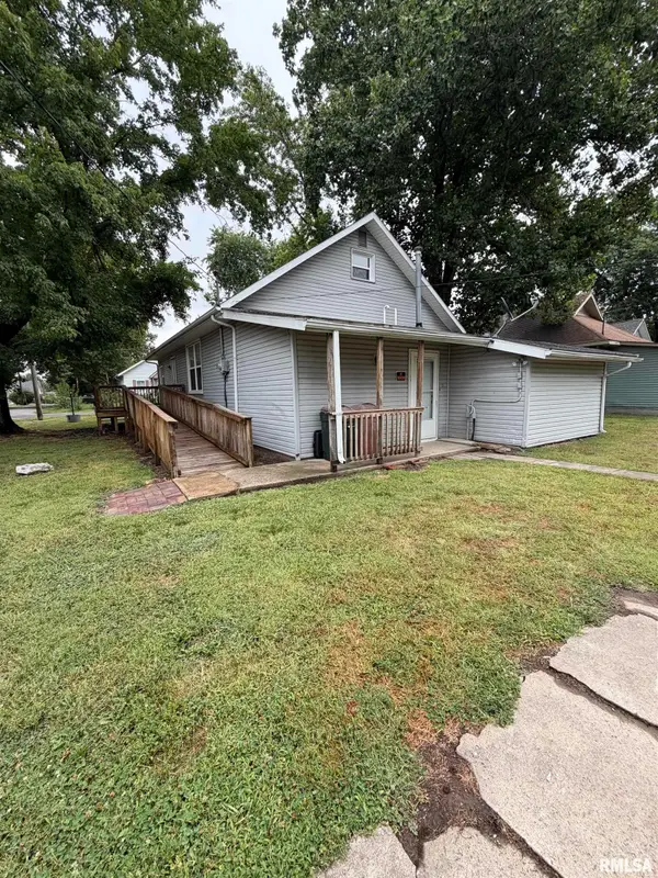 1420 W Cherry Street, Herrin, IL 62948