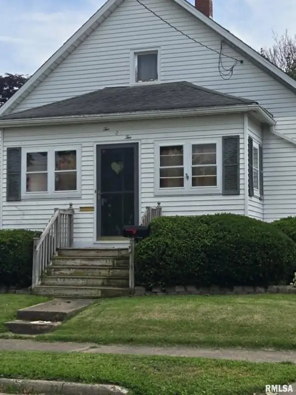 202 W Myrtle Street, Canton, IL 61520