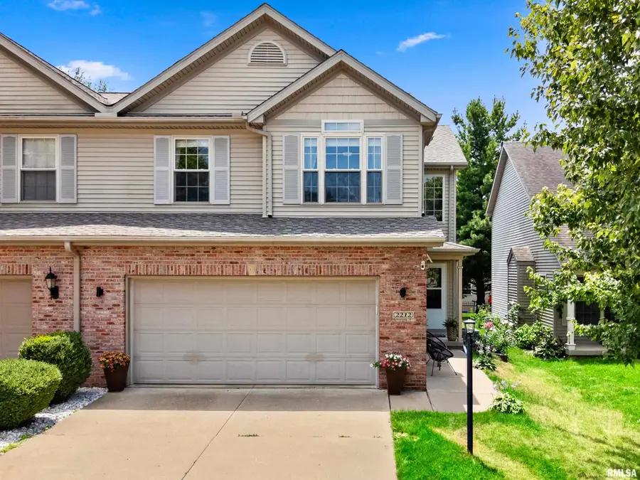 2212 W Kenfield Court, Peoria, IL 61615 - #2