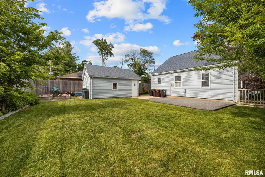 249 N Illinois Avenue, Morton, IL 61550 - #3