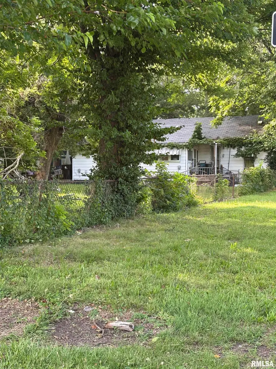 2627 N Ellis Street, Peoria, IL 61604 - #2