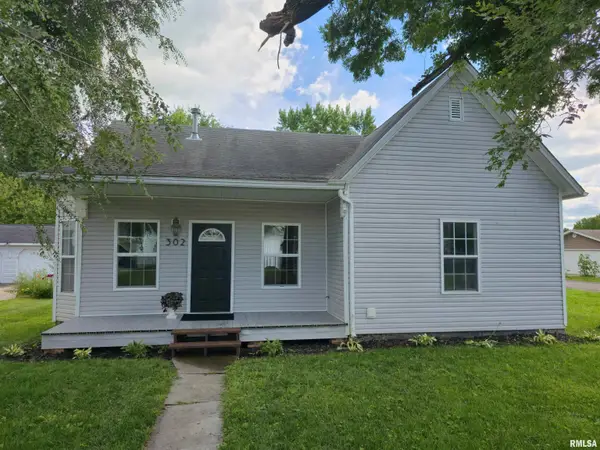 302 Smith Street, Colchester, IL 62326