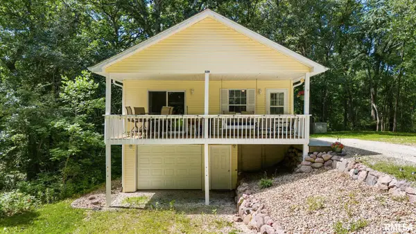 1129 Lakeview Road, Dahinda, IL 61428