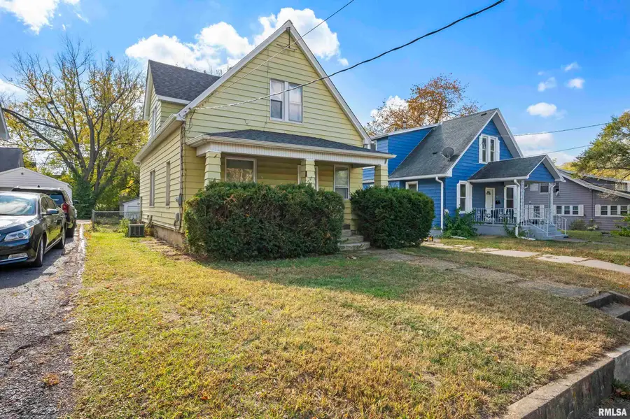 304 W Mcclure Avenue, Peoria, IL 61604 - #3