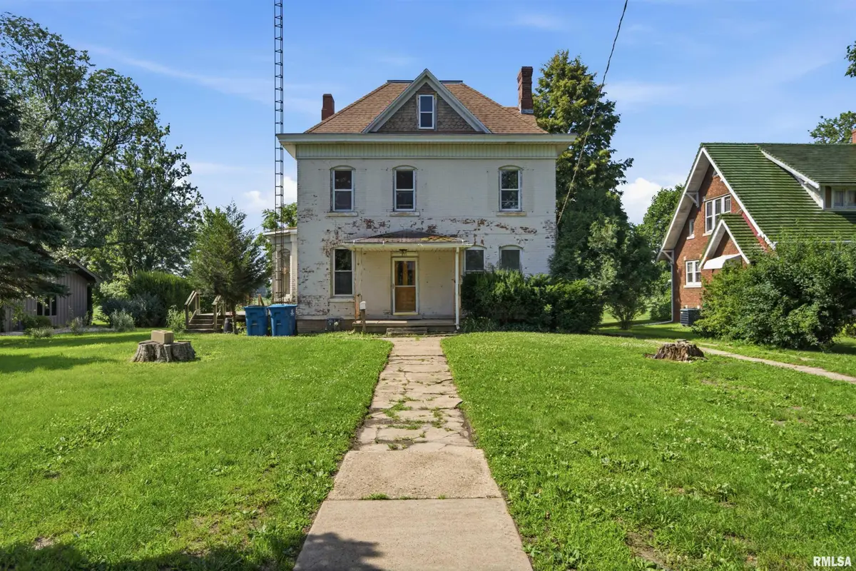 711 E 4th Street, Minonk, IL 61760 - #1