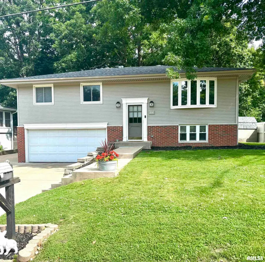210 Rainbow Drive, Creve Coeur, IL 61610 - #2