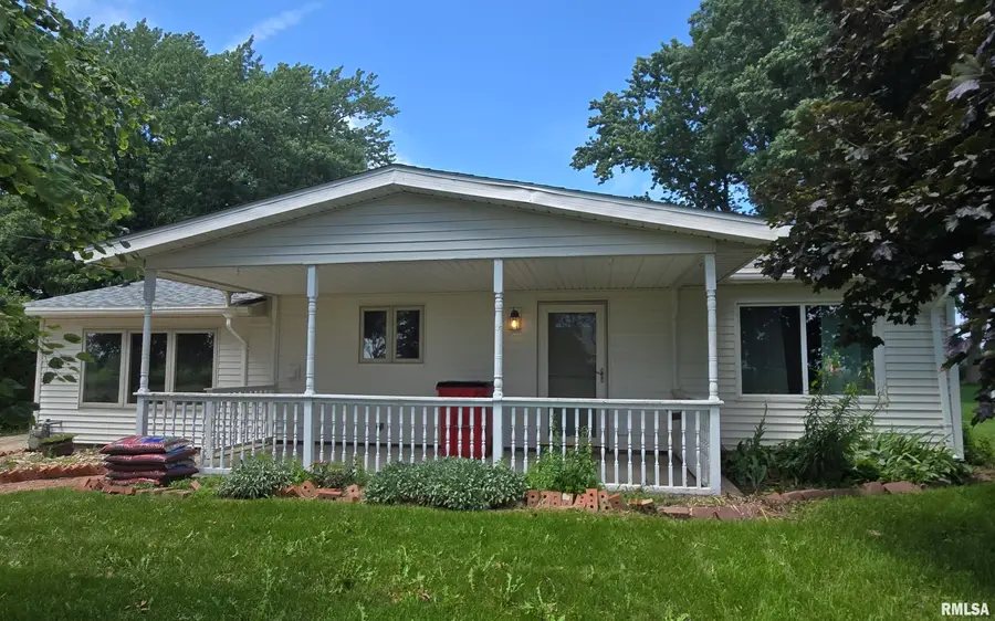 2367 Il Route 8, Elmwood, IL 61529 - #2