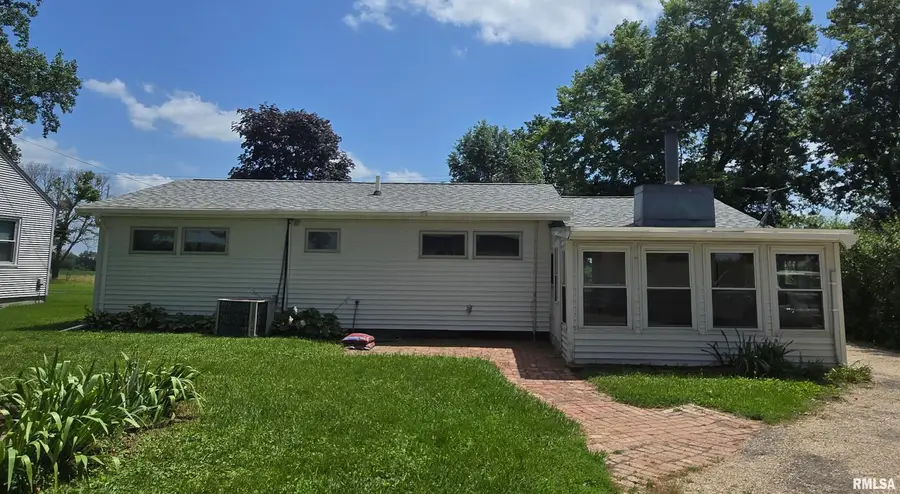 2367 Il Route 8, Elmwood, IL 61529 - #3