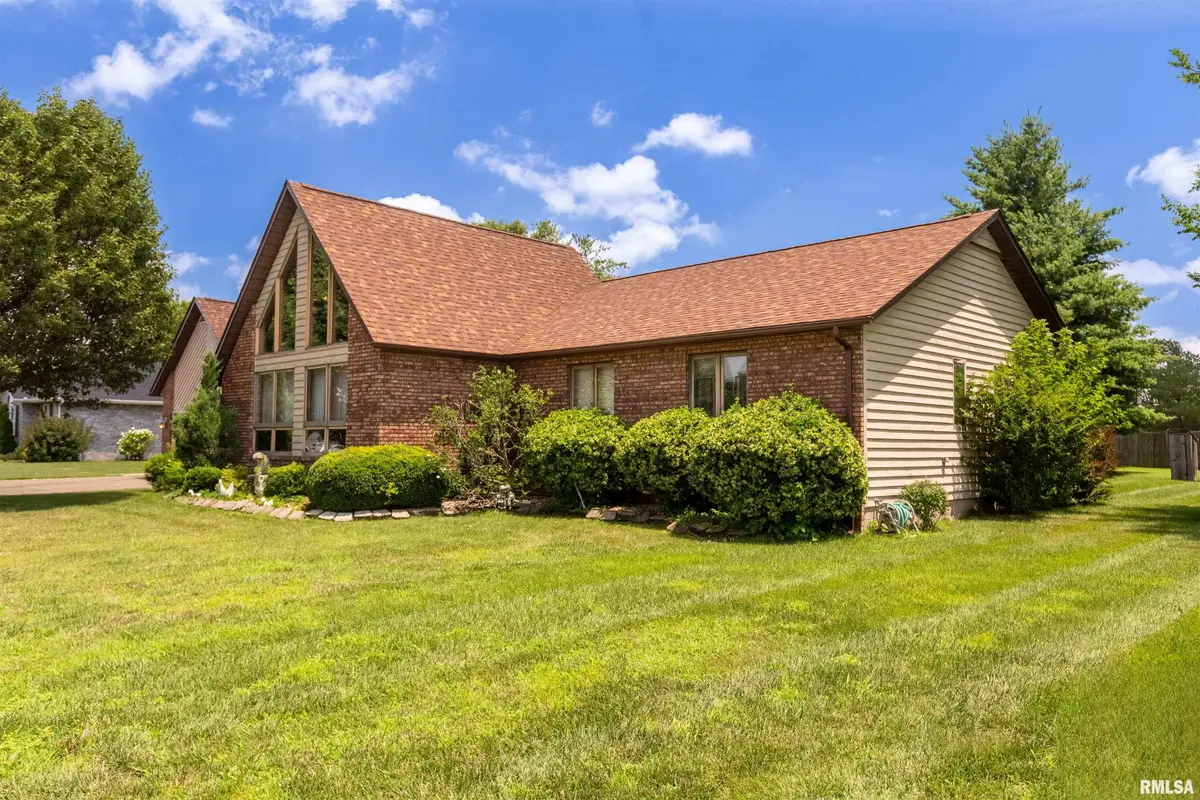 1403 Magnolia Drive, Marion, IL 62959 - #1