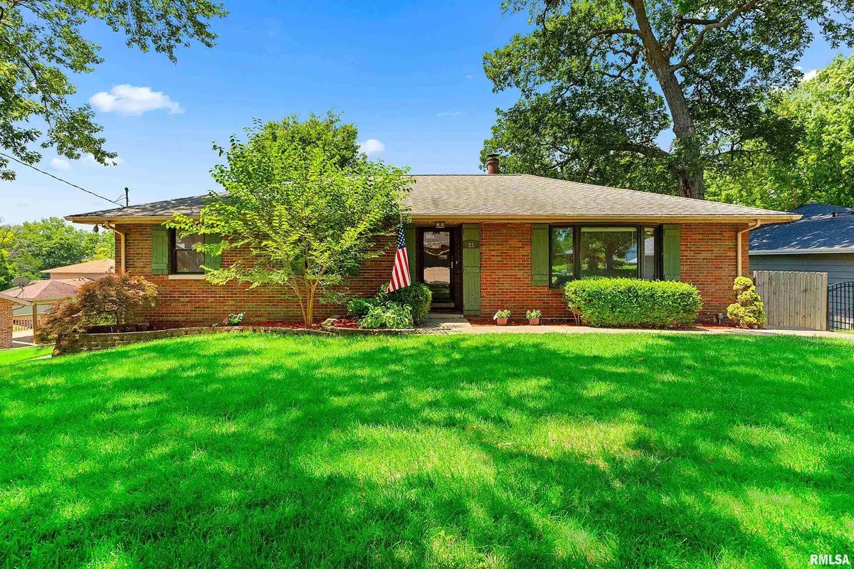 23 Oakhill Court, Pekin, IL 61554 - #1