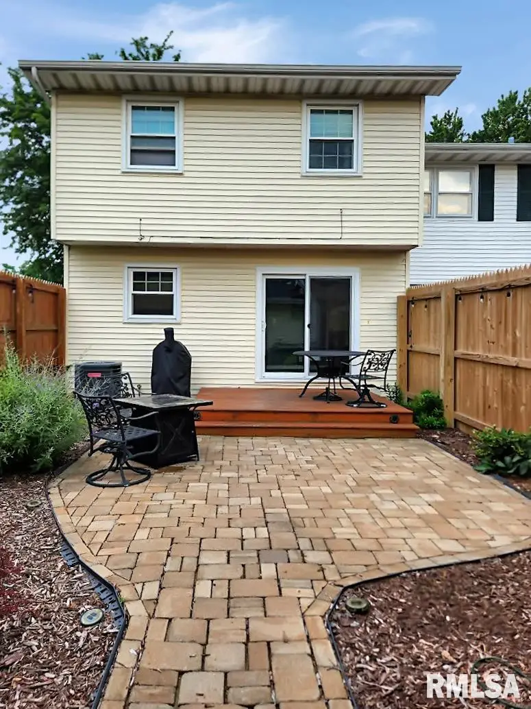 4320 W Shawnda Court, Peoria, IL 61615 - #2