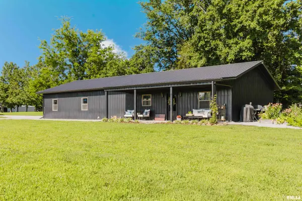9496 Day Road, Marion, IL 62959