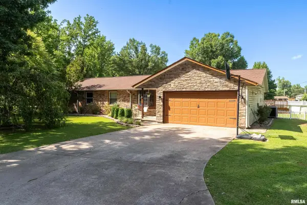 305 W Hamilton Street, Energy, IL 62933