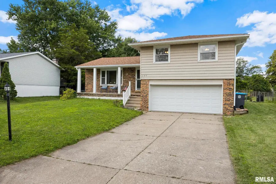 209 Juniper Lane, East Peoria, IL 61611 - #3