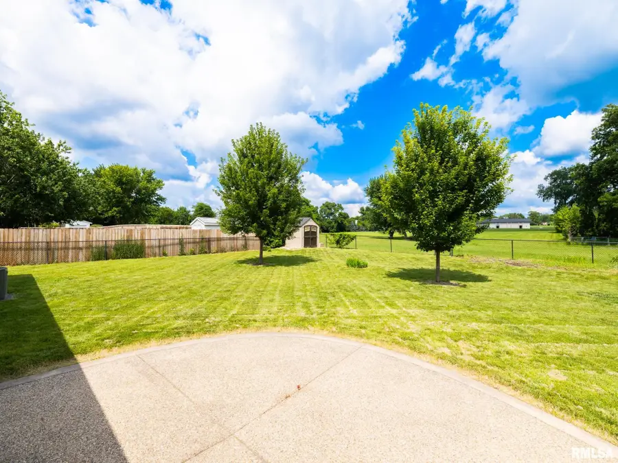 6210 N Frostwood Parkway, Peoria, IL 61615 - #2