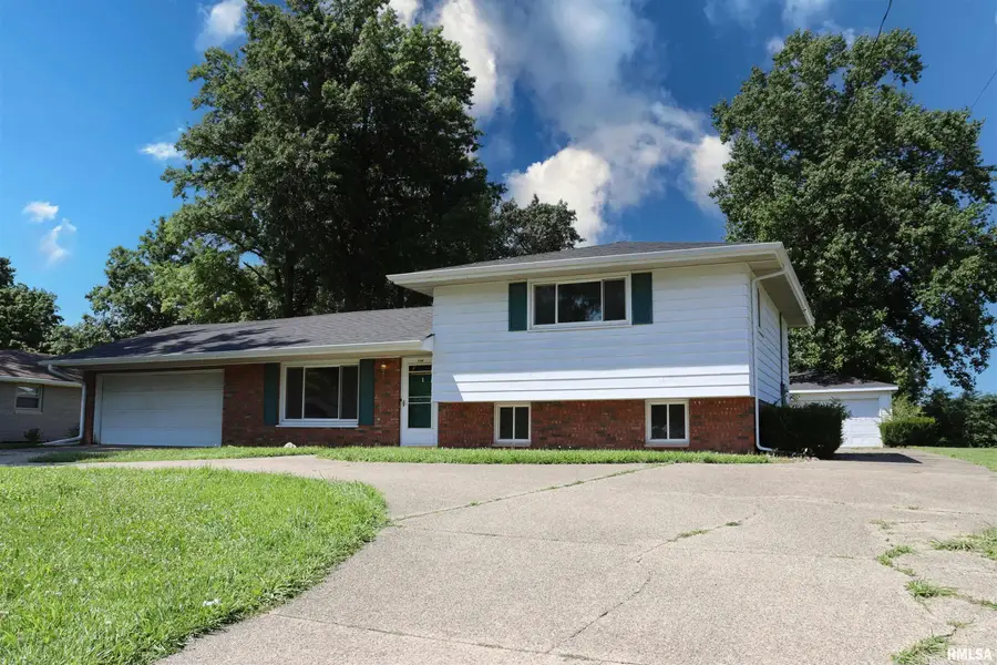 1508 Springfield Road, East Peoria, IL 61611 - #2