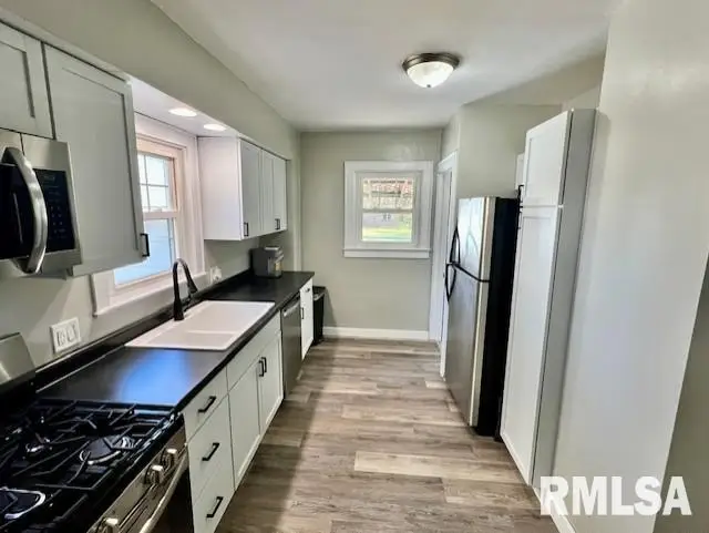 912 S Stewart Street, Creve Coeur, IL 61610 - #2