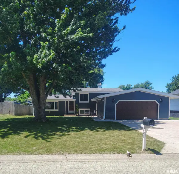 920 N 8th Street, Canton, IL 61520