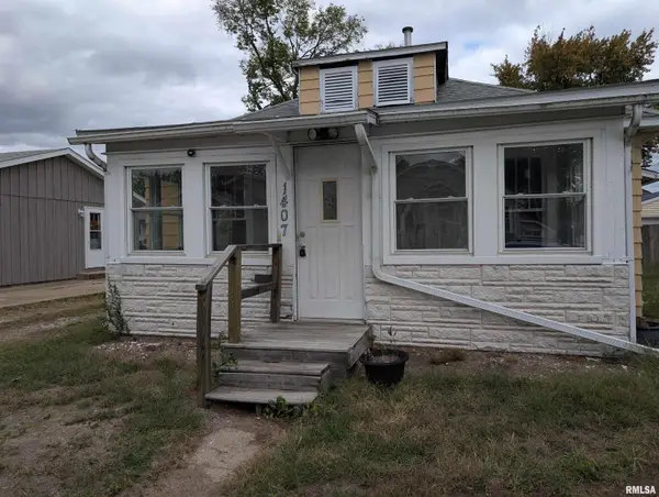 1407 Martha Street, Pekin, IL 61554