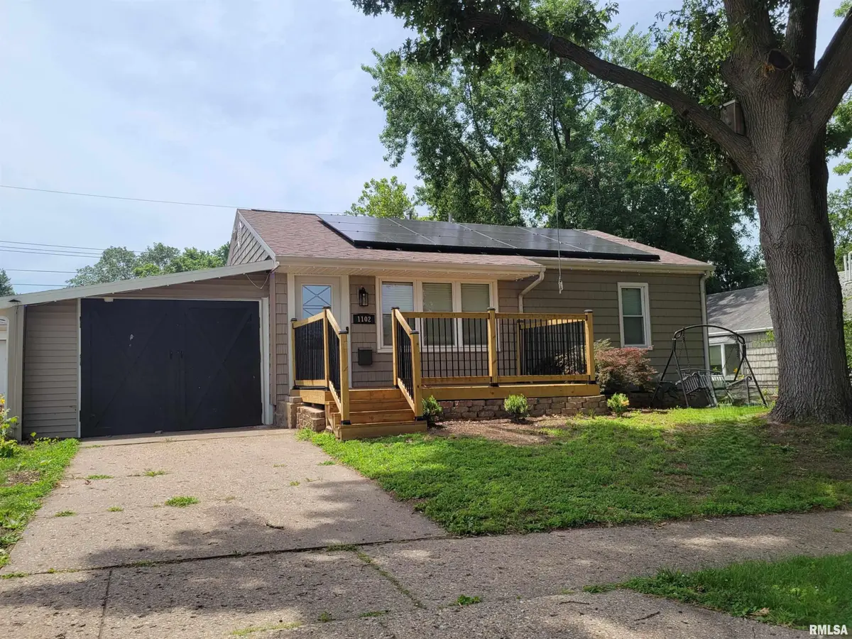 1102 Coolidge Avenue, Pekin, IL 61554 - #1