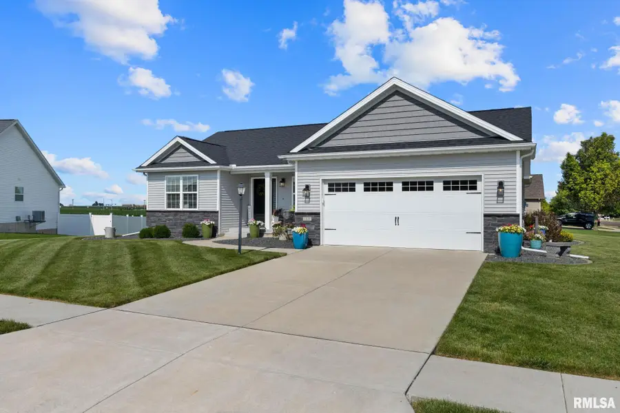 1221 Brown Court, Washington, IL 61571 - #2