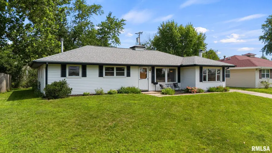 2103 W Cimarron Drive, Peoria, IL 61614 - #2