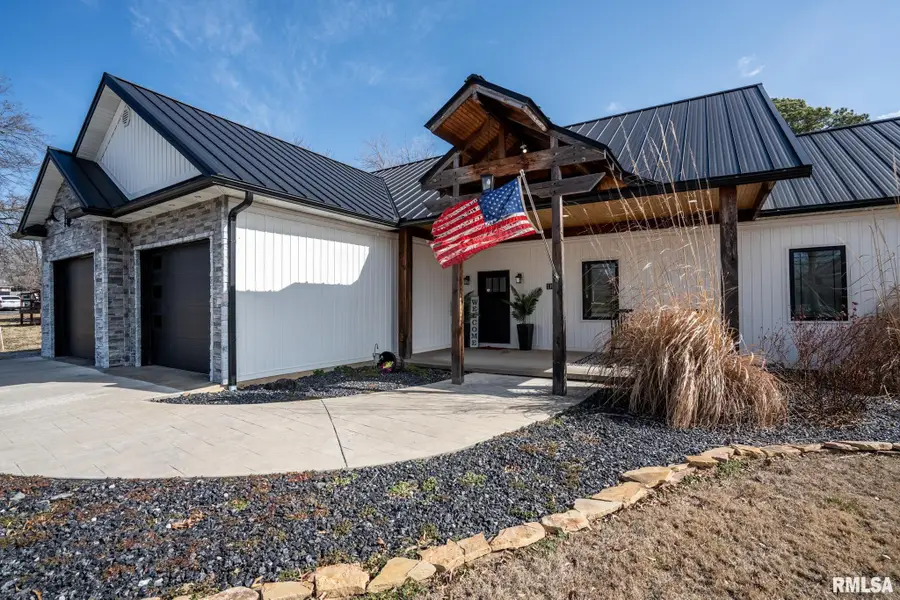 1108 Main Street, Carterville, IL 62918 - #2