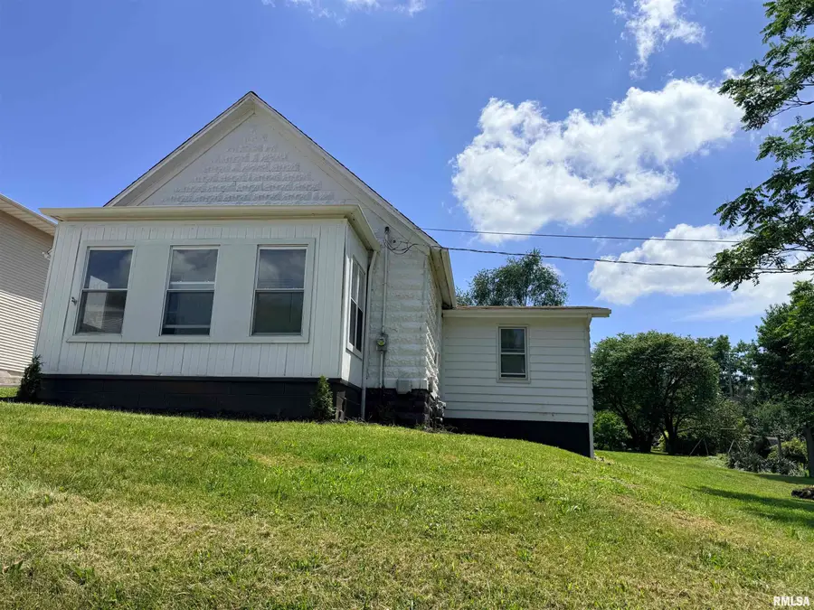 378 Fulton Place, Canton, IL 61520 - #2