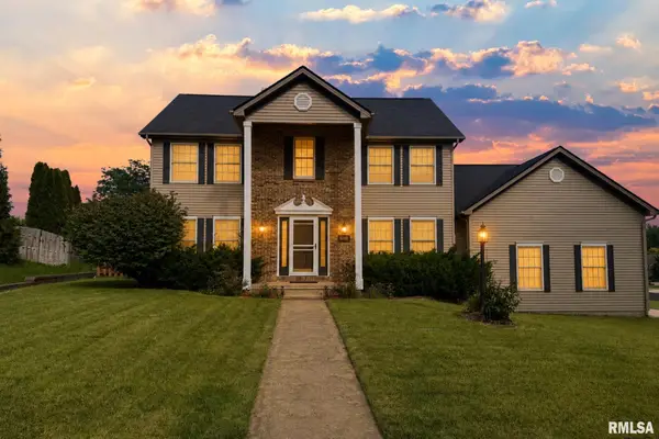 610 S Breckenridge Drive, Dunlap, IL 61525