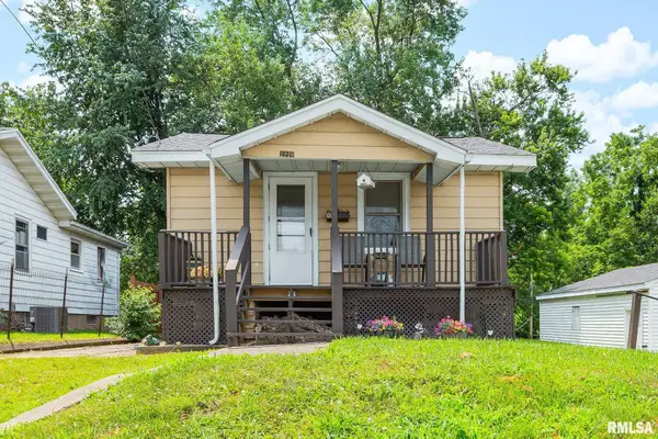 1010 E Samuel Avenue, Peoria Heights, IL 61616