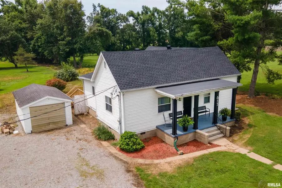 813 Dorris Heights Road, Harrisburg, IL 62946 - #2